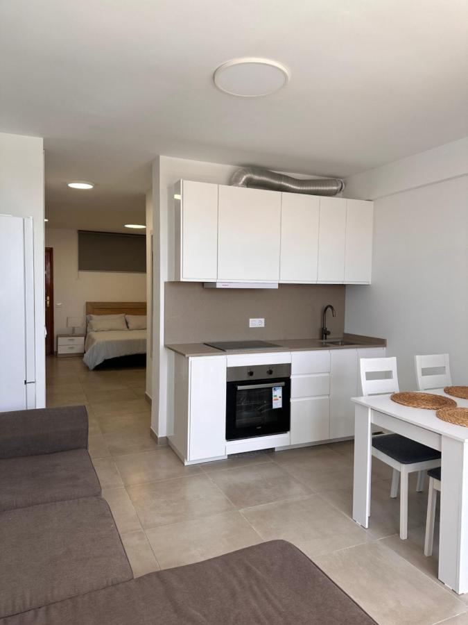 Apartamento Playa Las Vistas Лос Кристианос Экстерьер фото